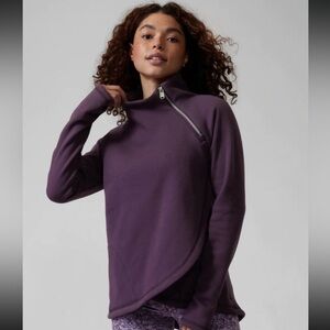 Athleta Cozy Karma Asym Pullover Sweatshirt in Plum, XS